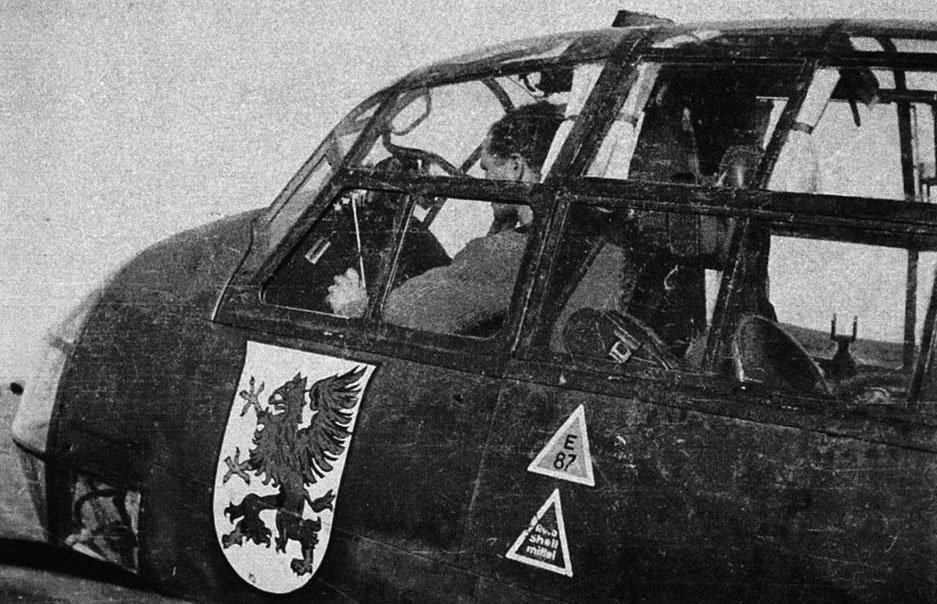 Junker Ju-88 with stencils for Aero Shell mittel Lubricant, and E87 fuel
